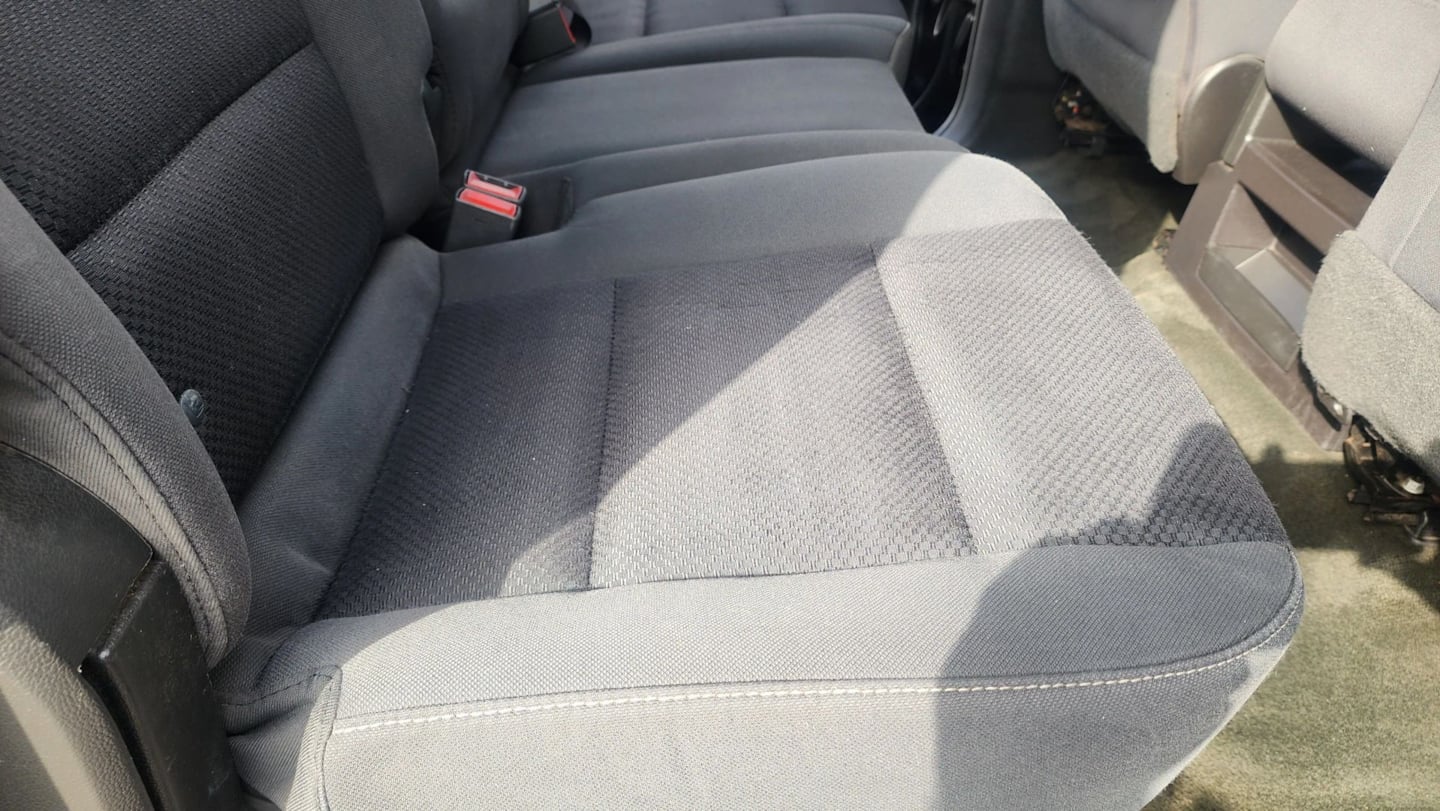 Chevrolet Silverado photo 15