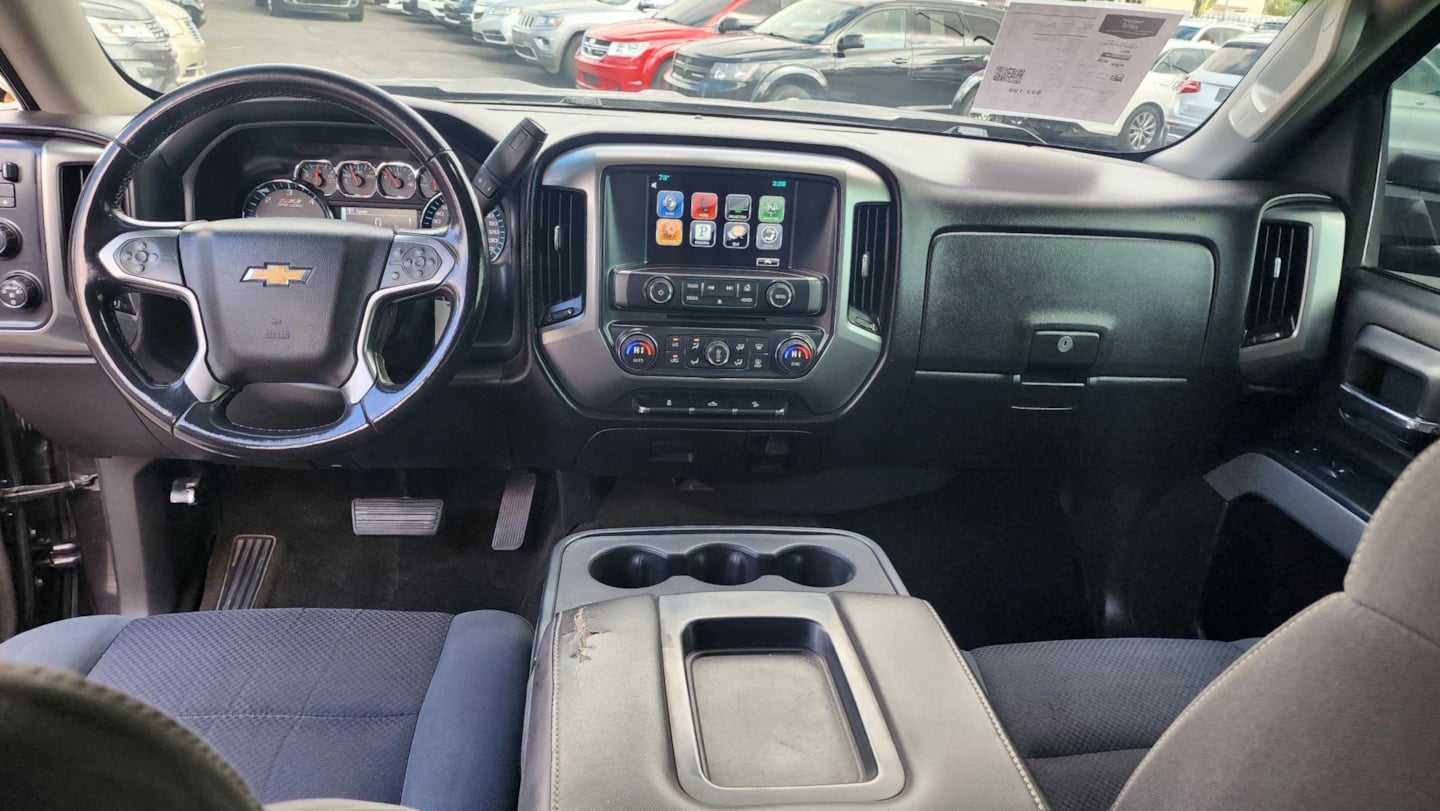 Chevrolet Silverado photo 33