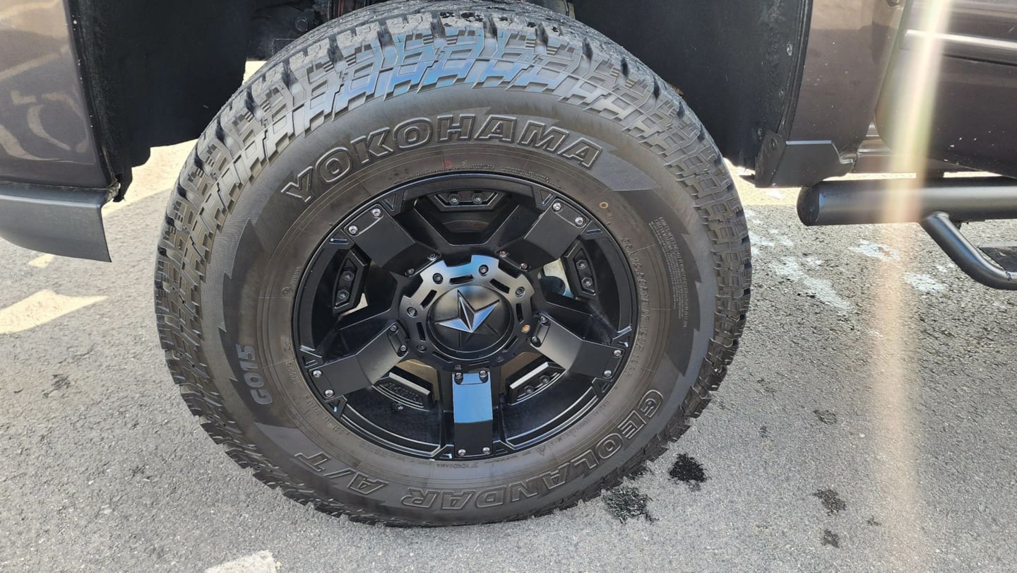 Chevrolet Silverado photo 44