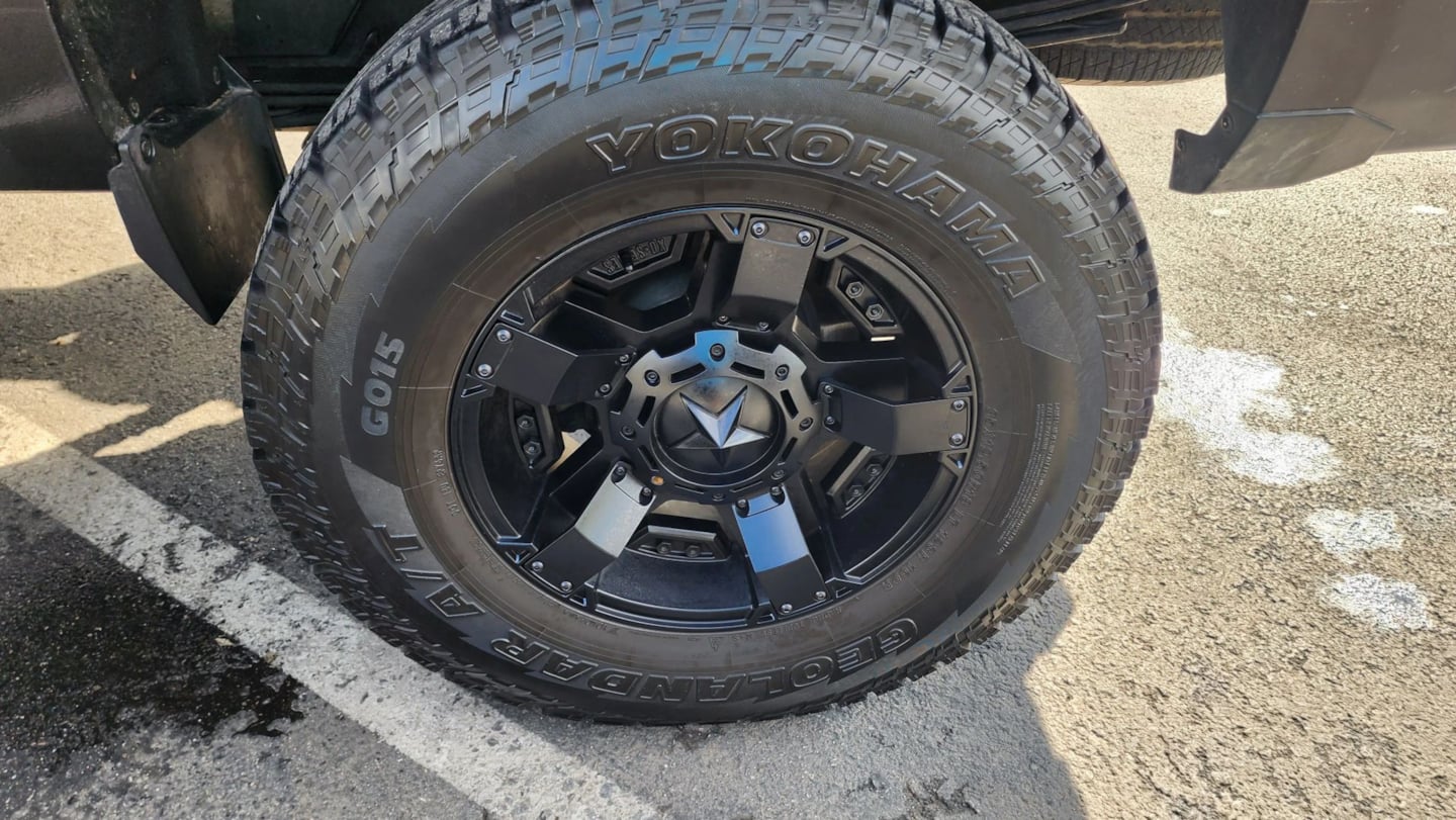 Chevrolet Silverado photo 47