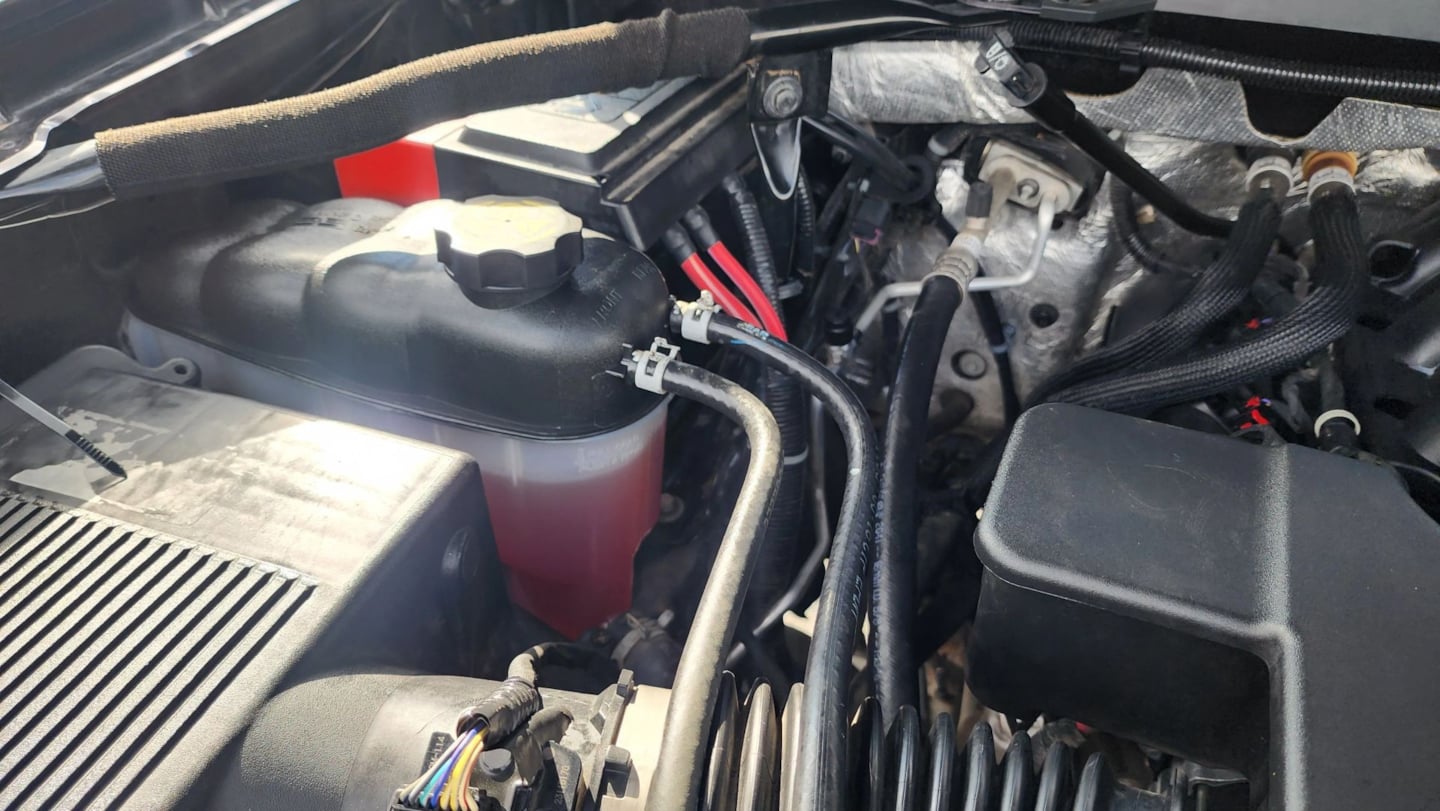 Chevrolet Silverado photo 56