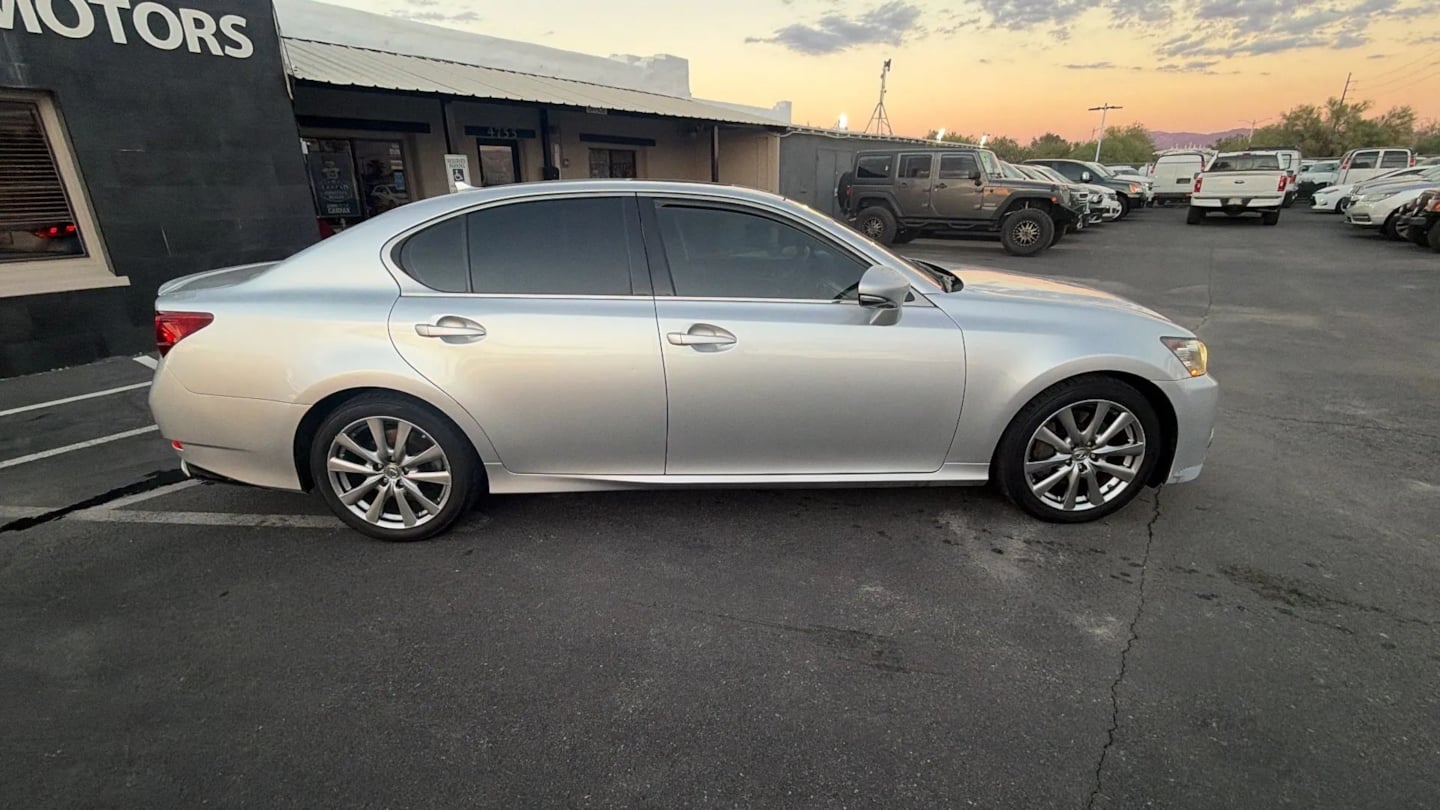 Photo 3 of this Lexus GS 350