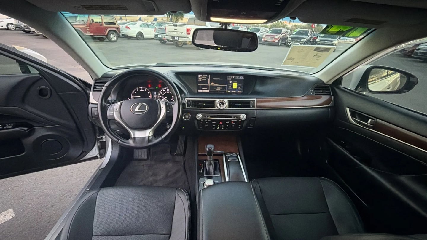 Photo 16 of this Lexus GS 350