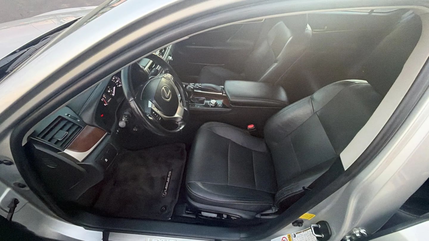 Photo 18 of this Lexus GS 350
