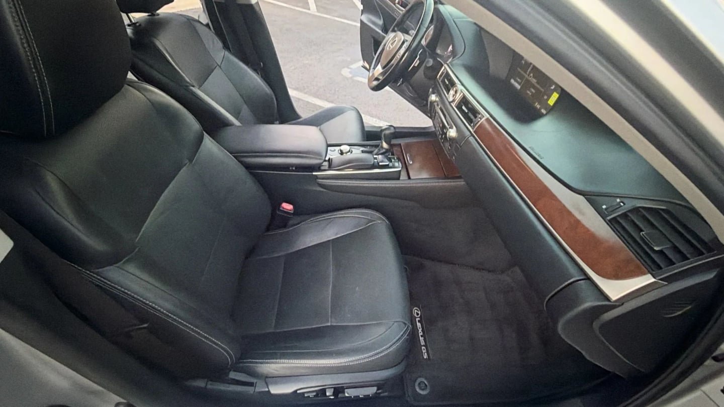 Photo 22 of this Lexus GS 350
