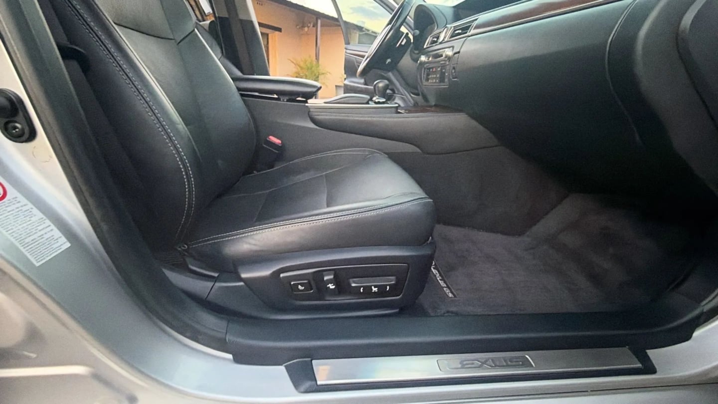 Photo 24 of this Lexus GS 350