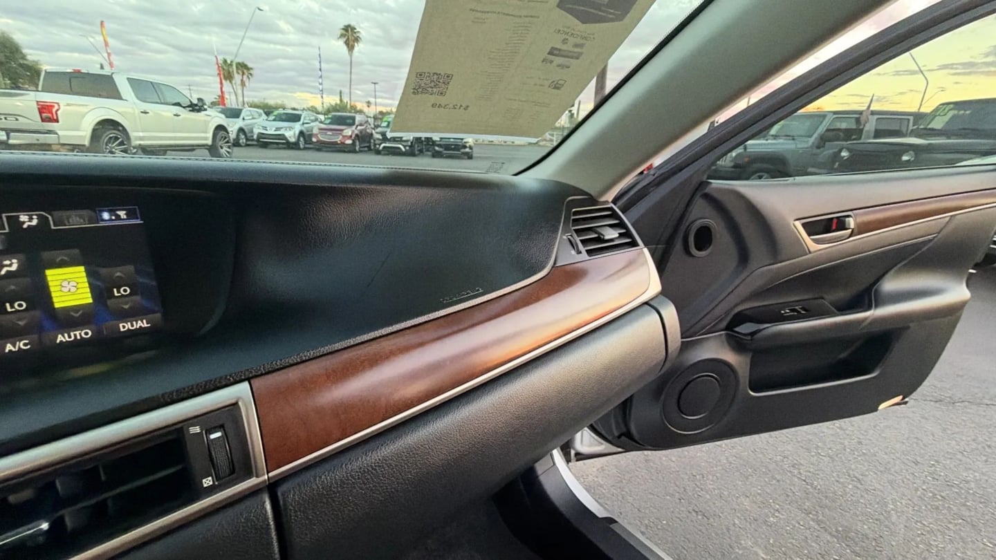 Photo 35 of this Lexus GS 350