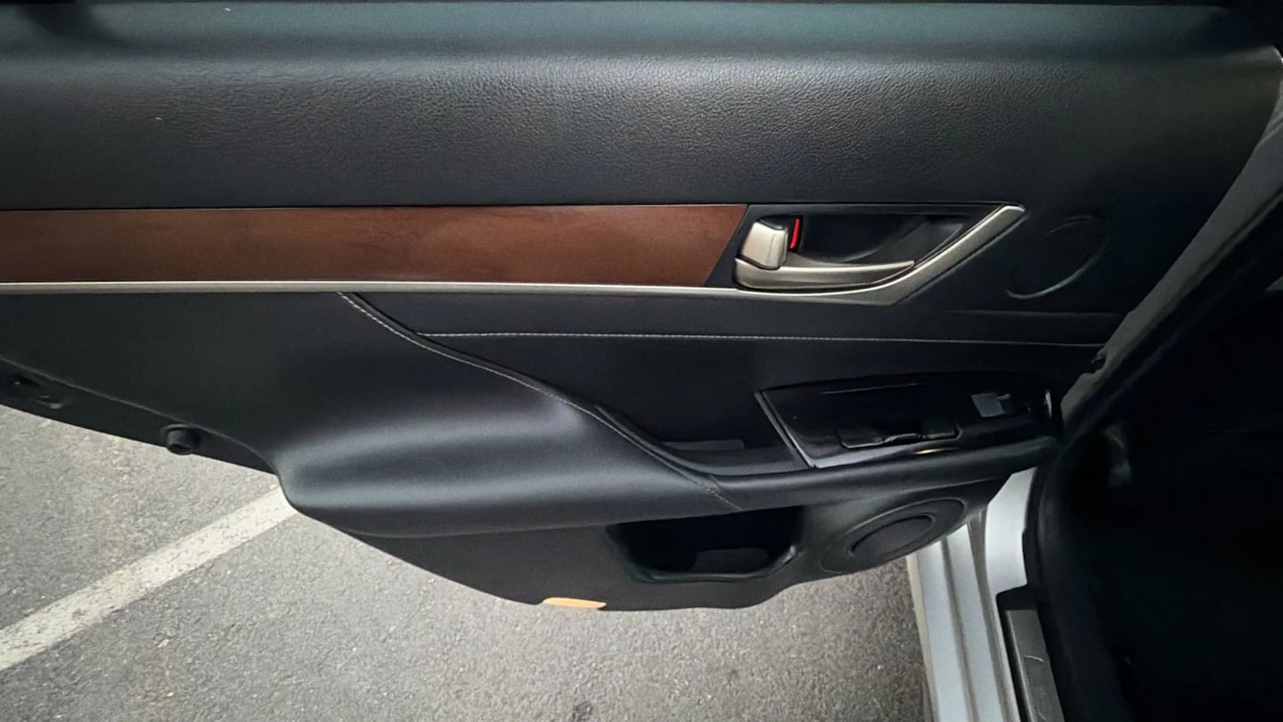 Photo 47 of this Lexus GS 350