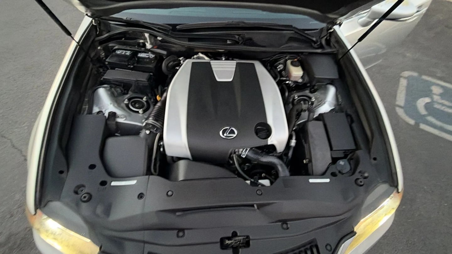 Photo 54 of this Lexus GS 350