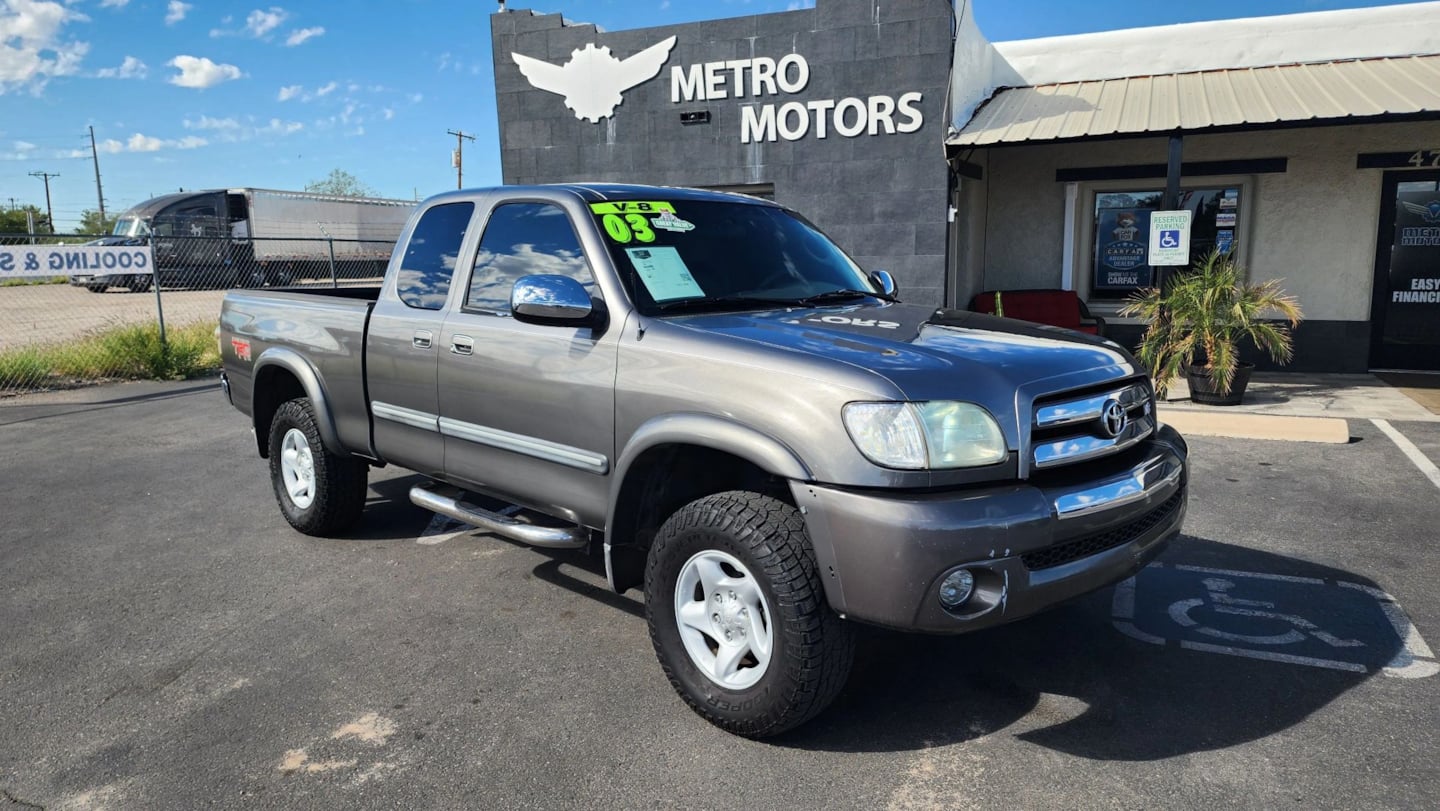 Photo 2 of this Toyota Tundra