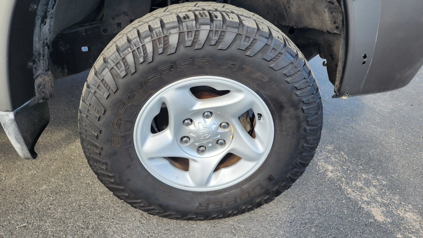 Photo 46 of this Toyota Tundra