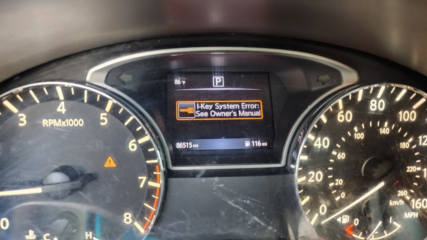 Photo 23 of this Nissan Altima
