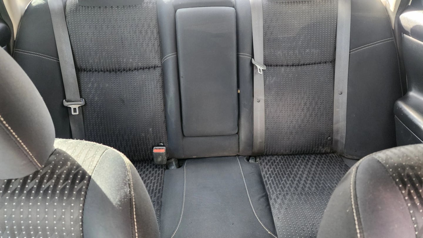 Photo 32 of this Nissan Altima