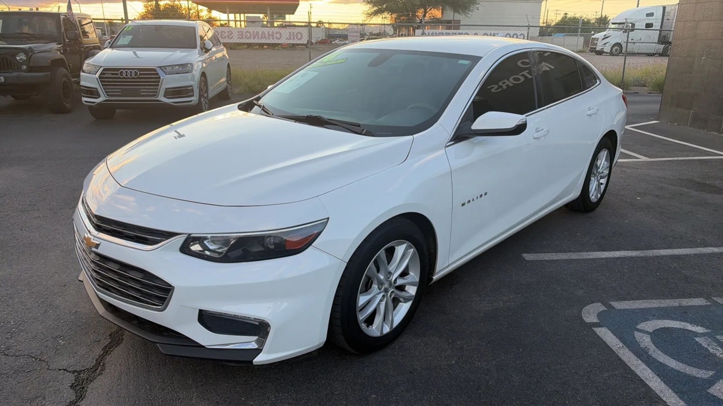 Photo 8 of this Chevrolet Malibu