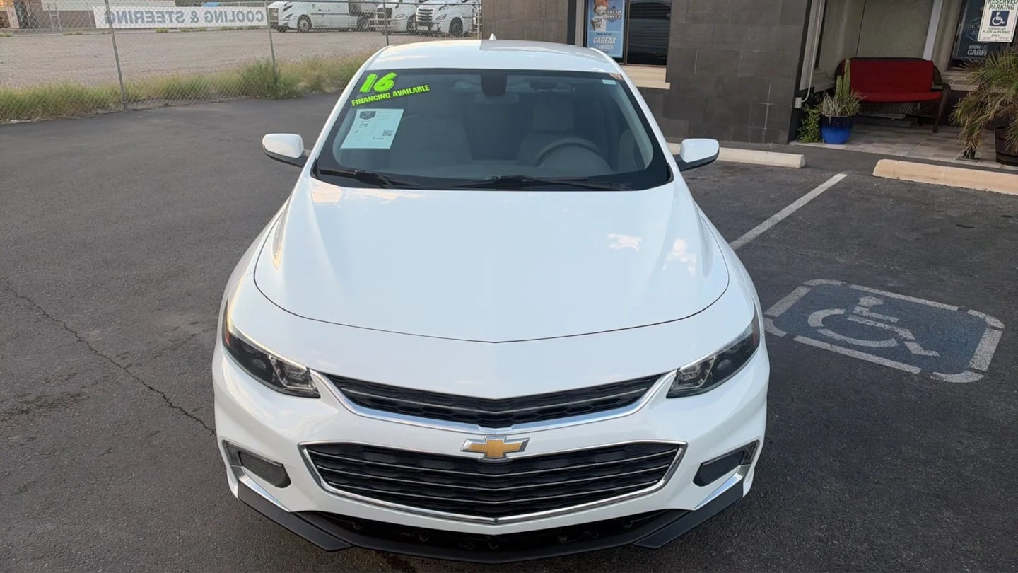 Photo 9 of this Chevrolet Malibu