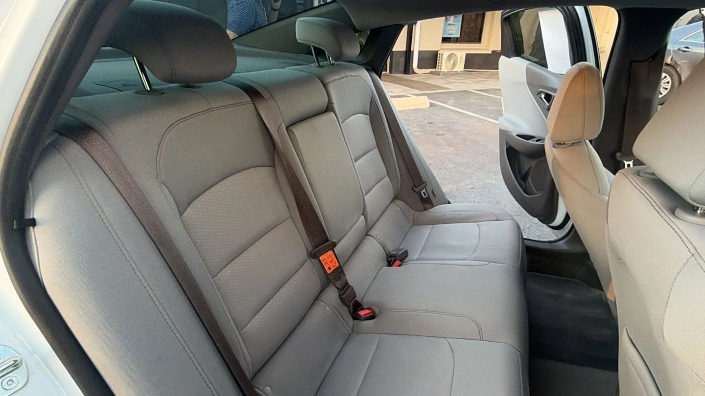 Photo 22 of this Chevrolet Malibu