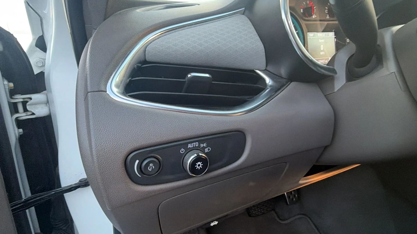 Photo 31 of this Chevrolet Malibu
