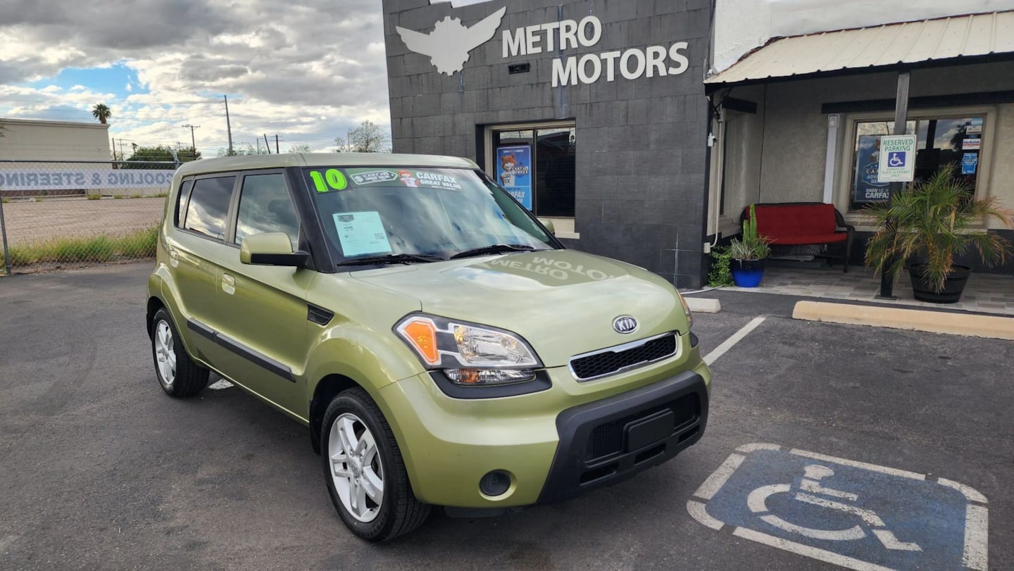 Photo 2 of this Kia Soul