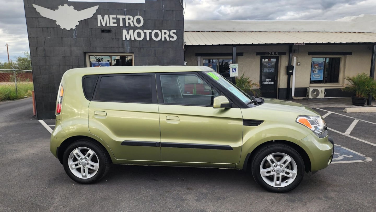 Photo 3 of this Kia Soul
