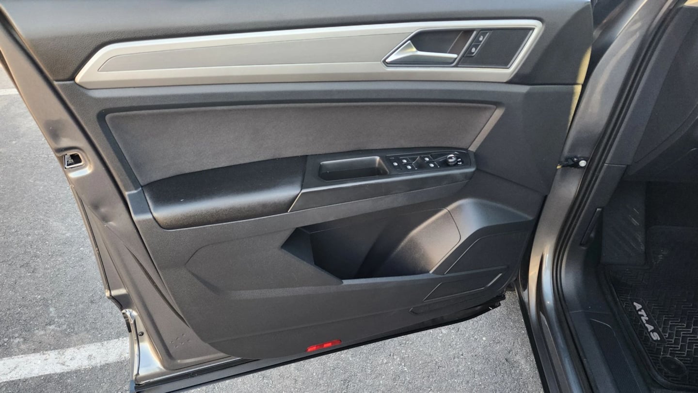 Photo 22 of this Volkswagen Atlas