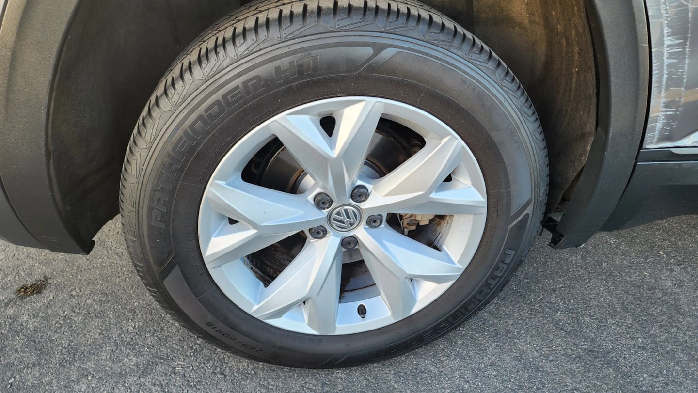 Photo 52 of this Volkswagen Atlas