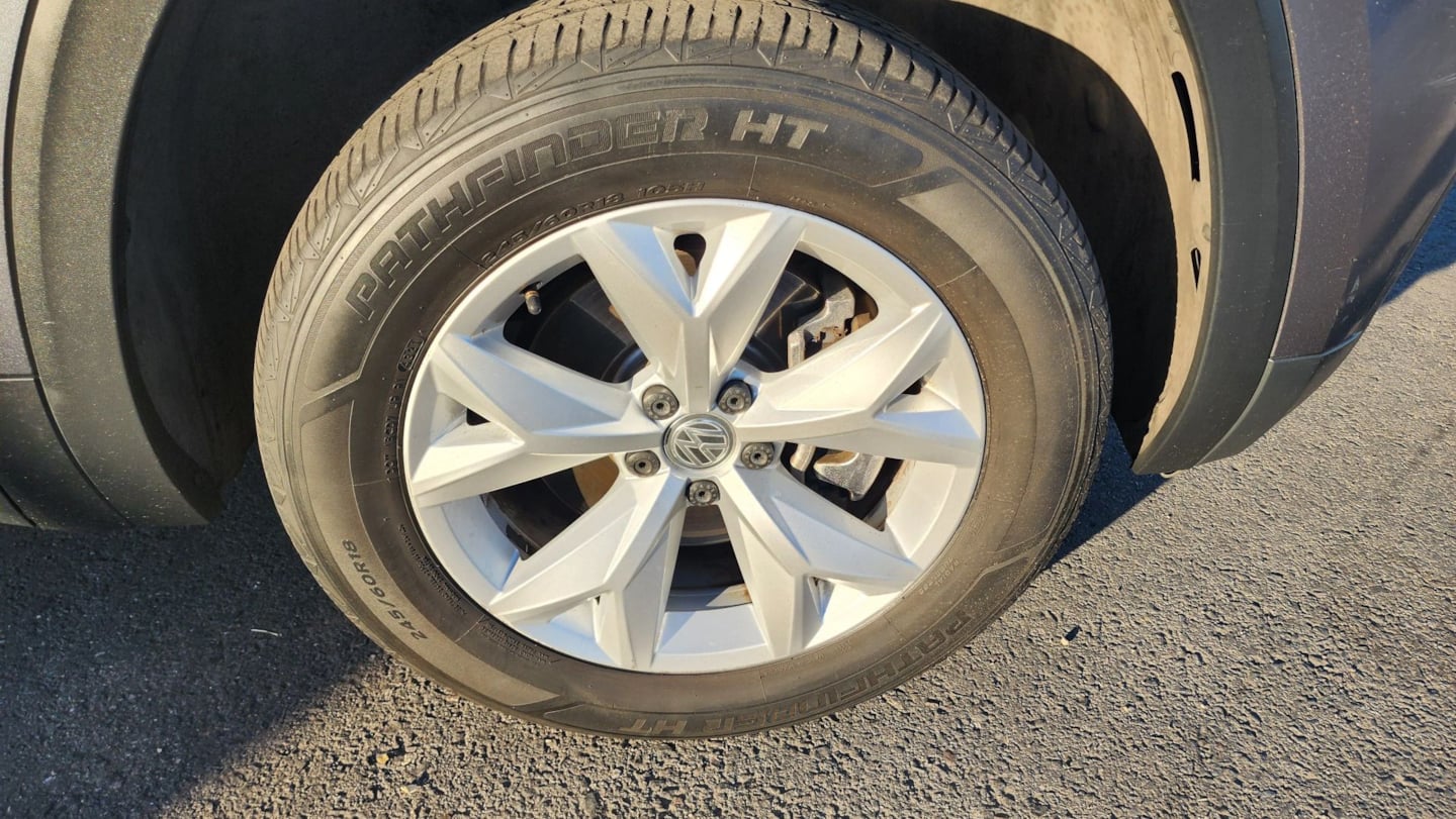 Photo 54 of this Volkswagen Atlas
