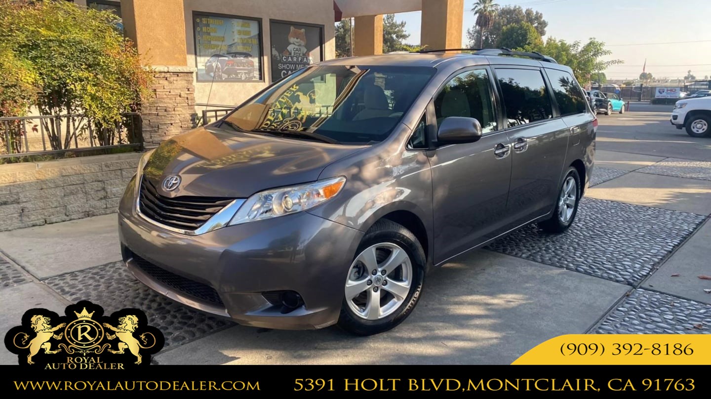 2013 Toyota Sienna LE