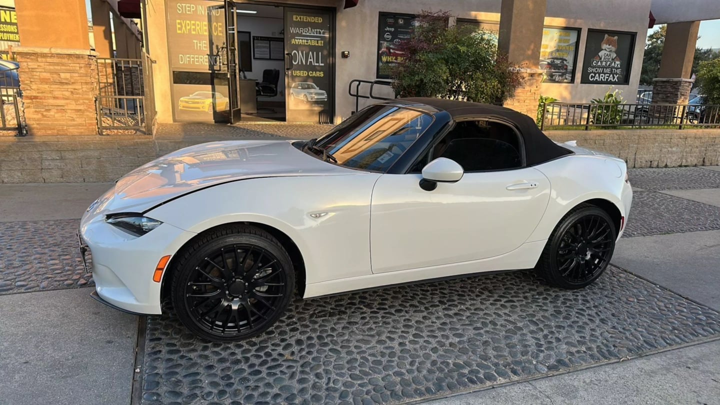 Sold 2020 Mazda MX-5 Miata Grand Touring in Montclair