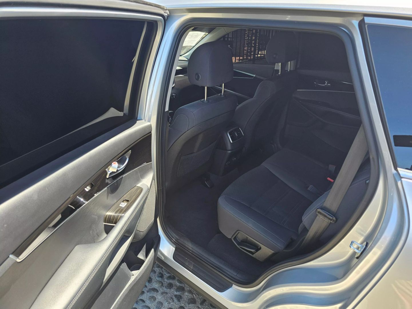 2020 Kia Sorento LX V6 photo 17