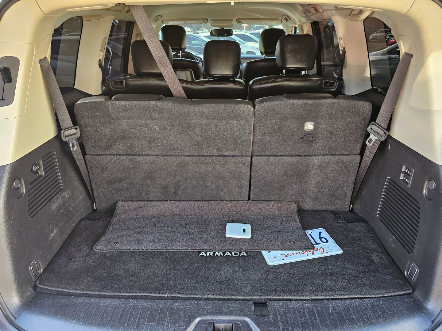 2020 Nissan Armada SL photo 27