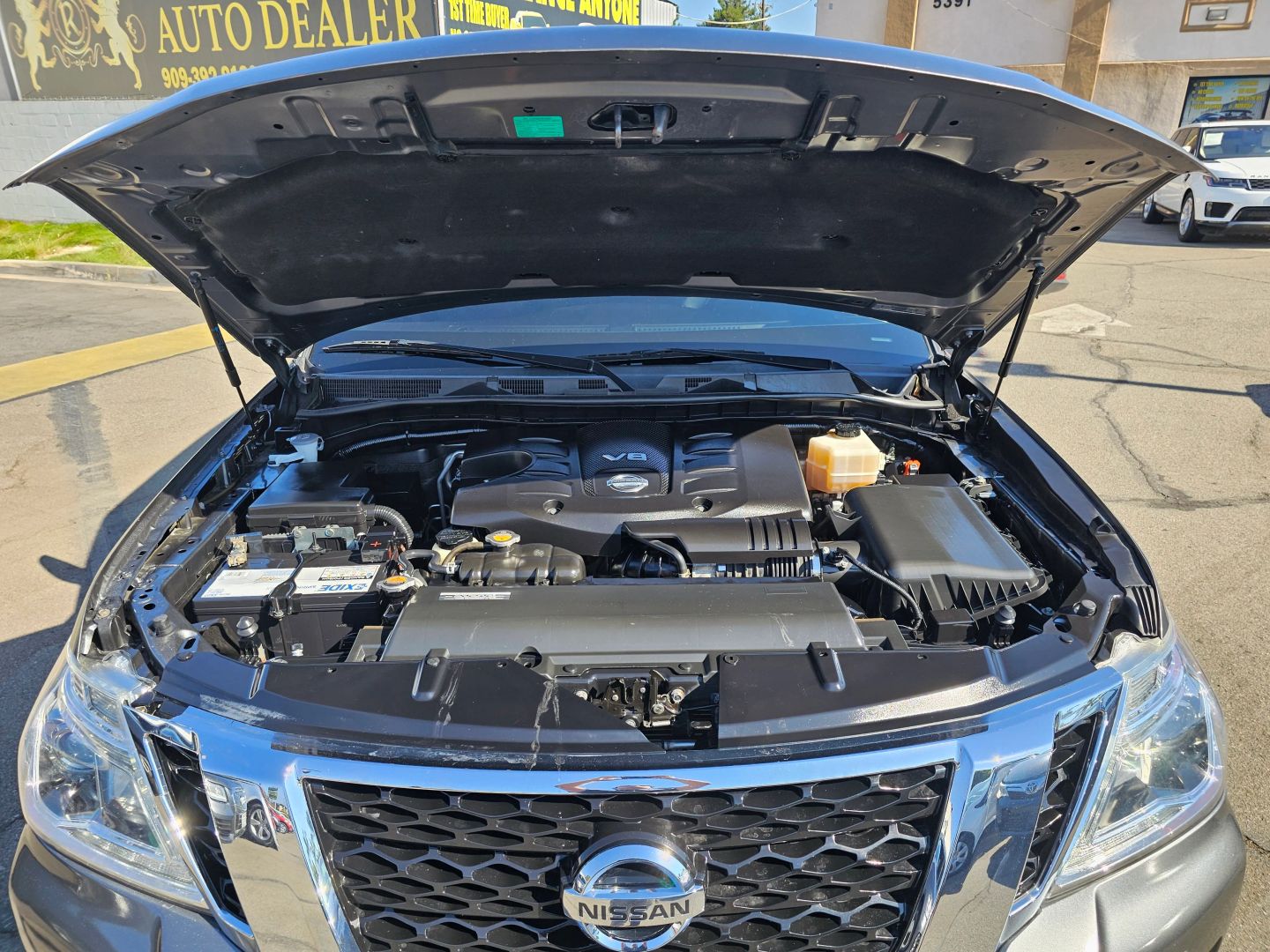 2020 Nissan Armada SL photo 29