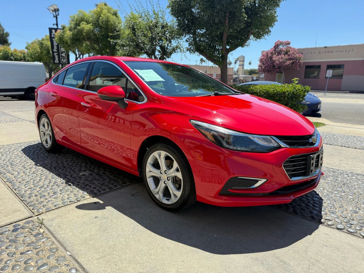 2018 Chevrolet Cruze Premier photo 3