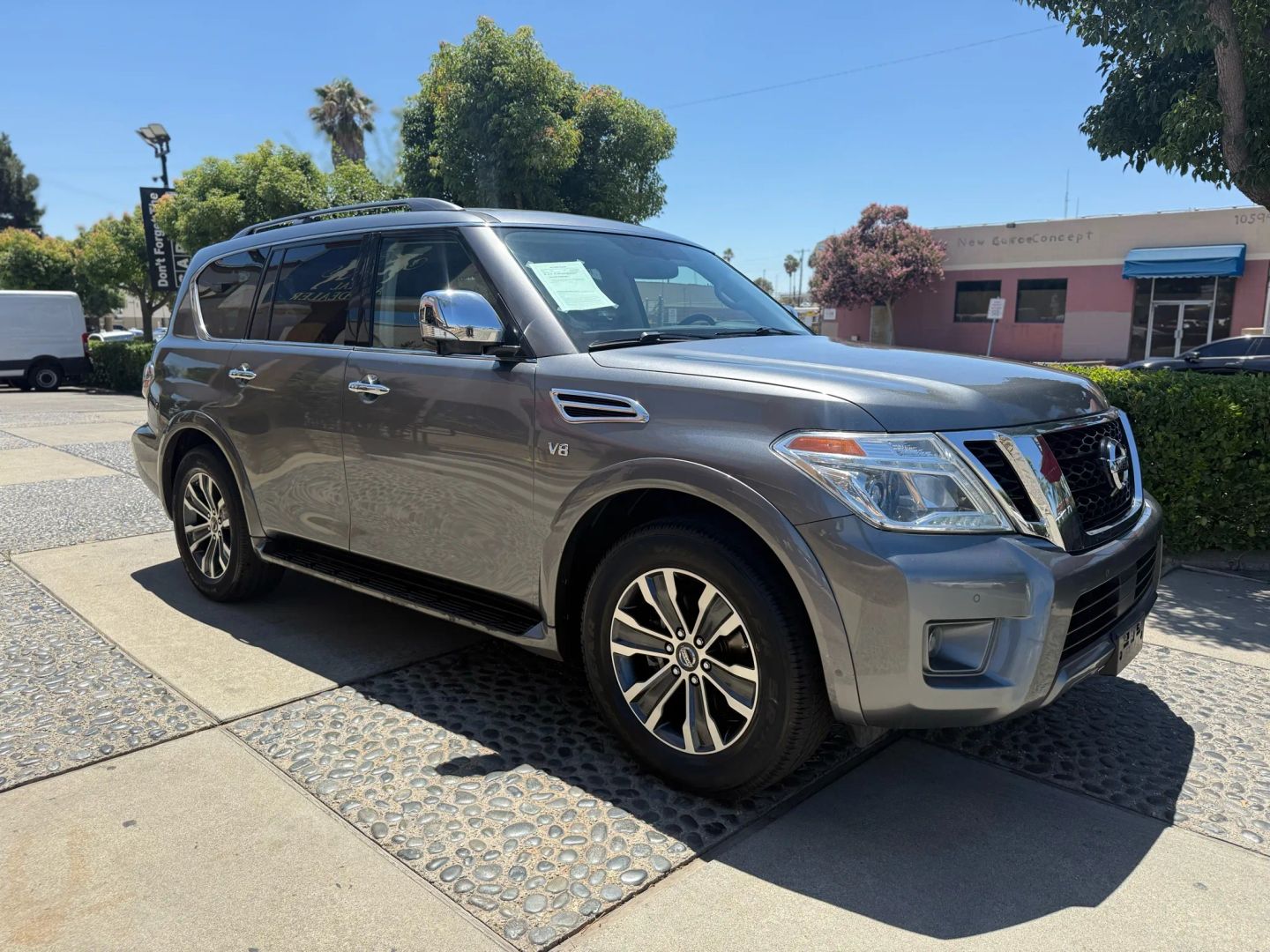 2018 Nissan Armada SL photo 3