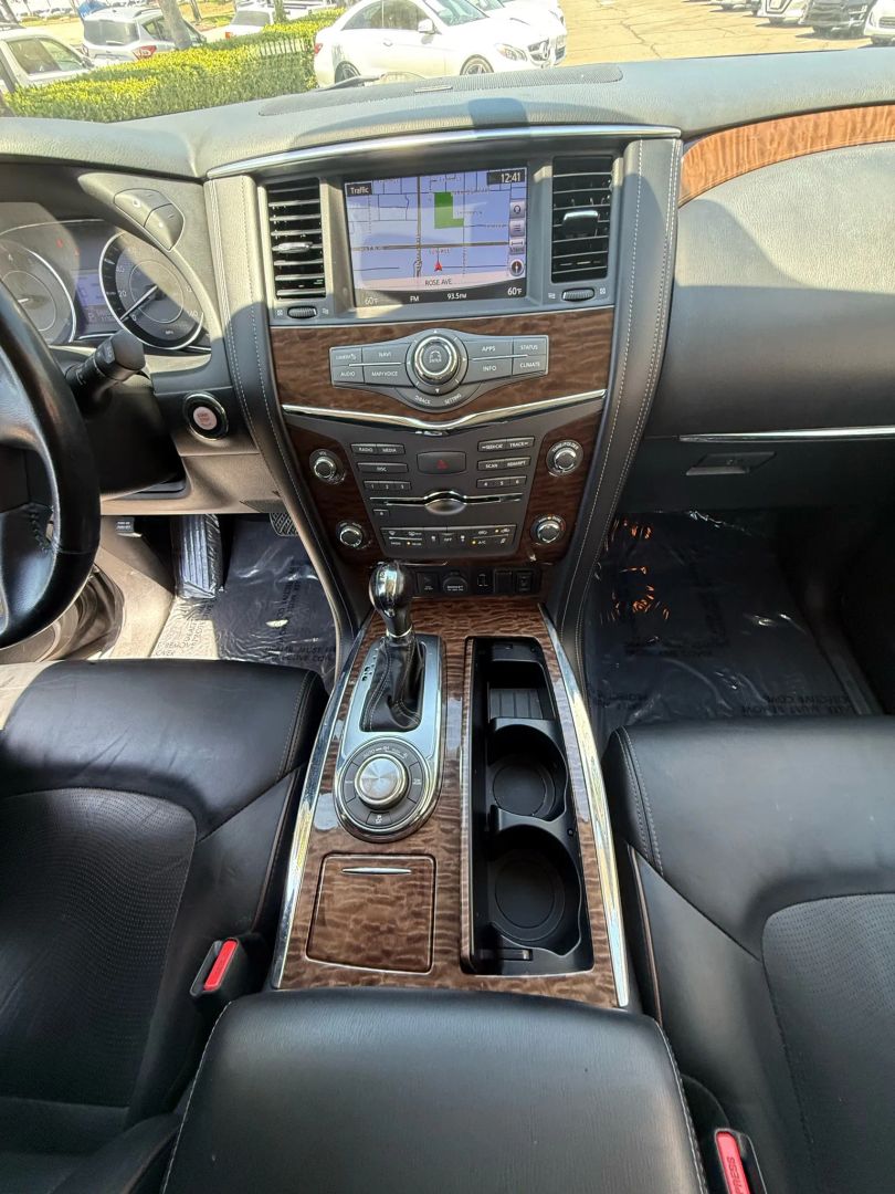 2018 Nissan Armada SL photo 33