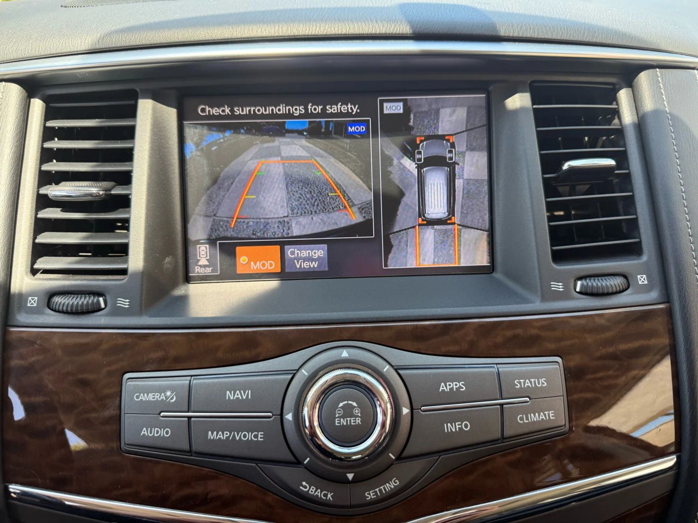 2018 Nissan Armada SL photo 36