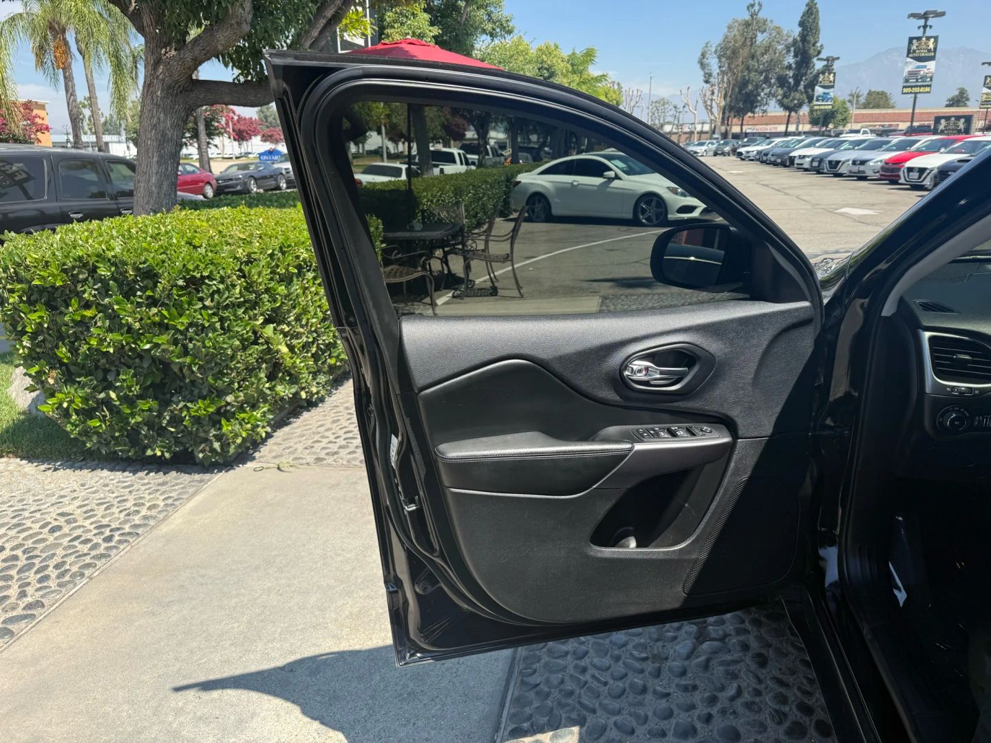 2019 Jeep Cherokee Latitude photo 7
