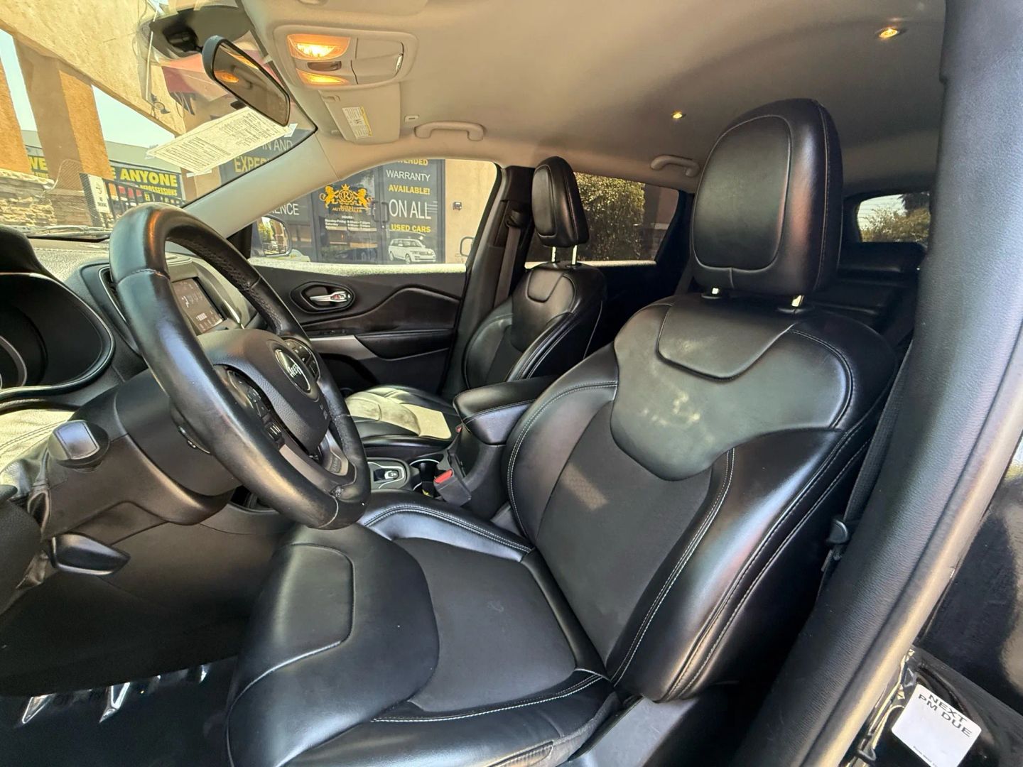 2019 Jeep Cherokee Latitude photo 9