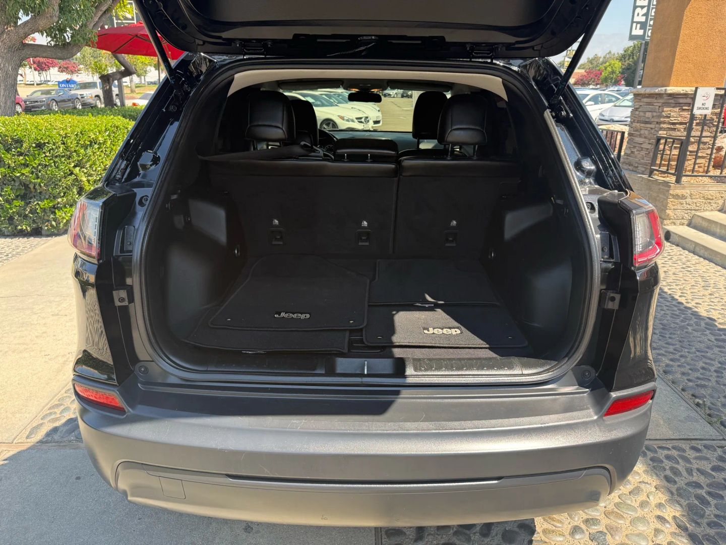 2019 Jeep Cherokee Latitude photo 20