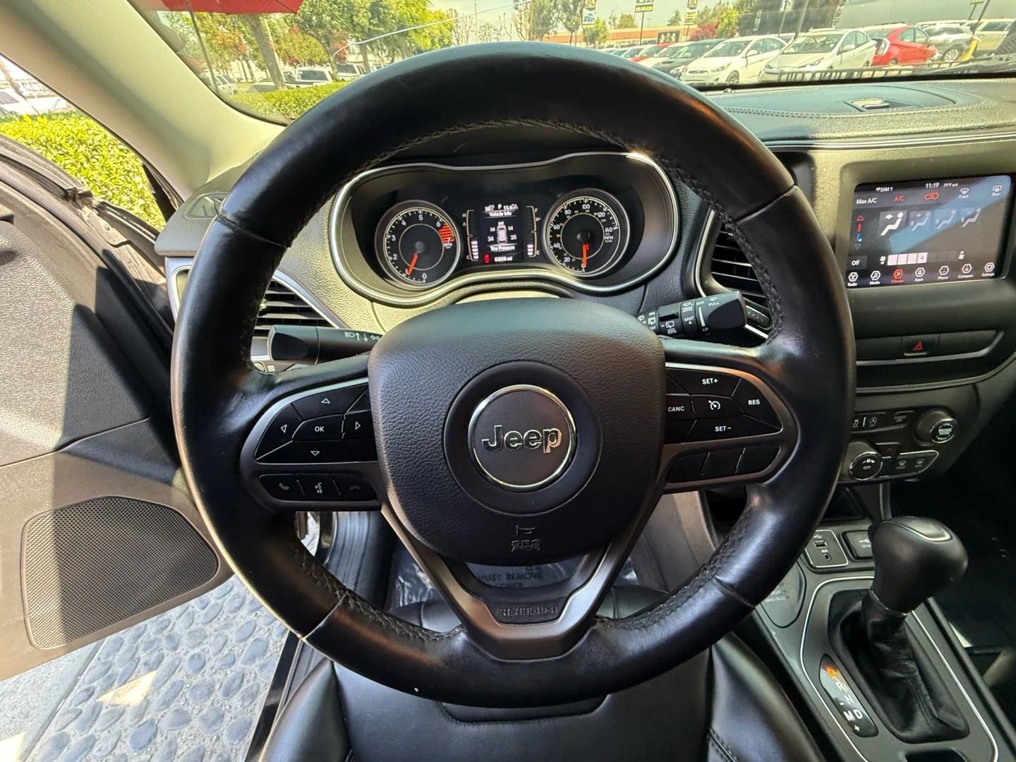2019 Jeep Cherokee Latitude photo 24