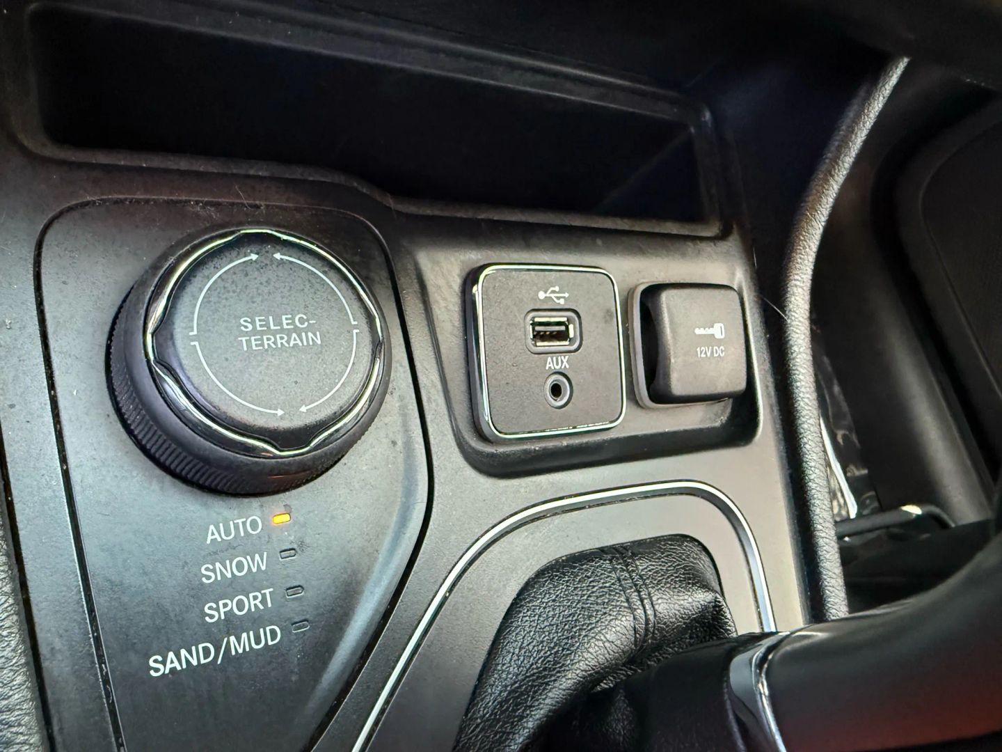 2019 Jeep Cherokee Latitude photo 27