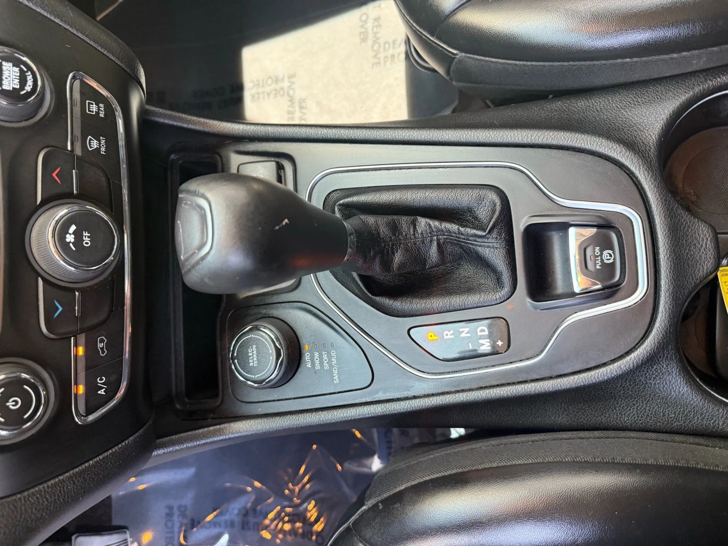 2019 Jeep Cherokee Latitude photo 28