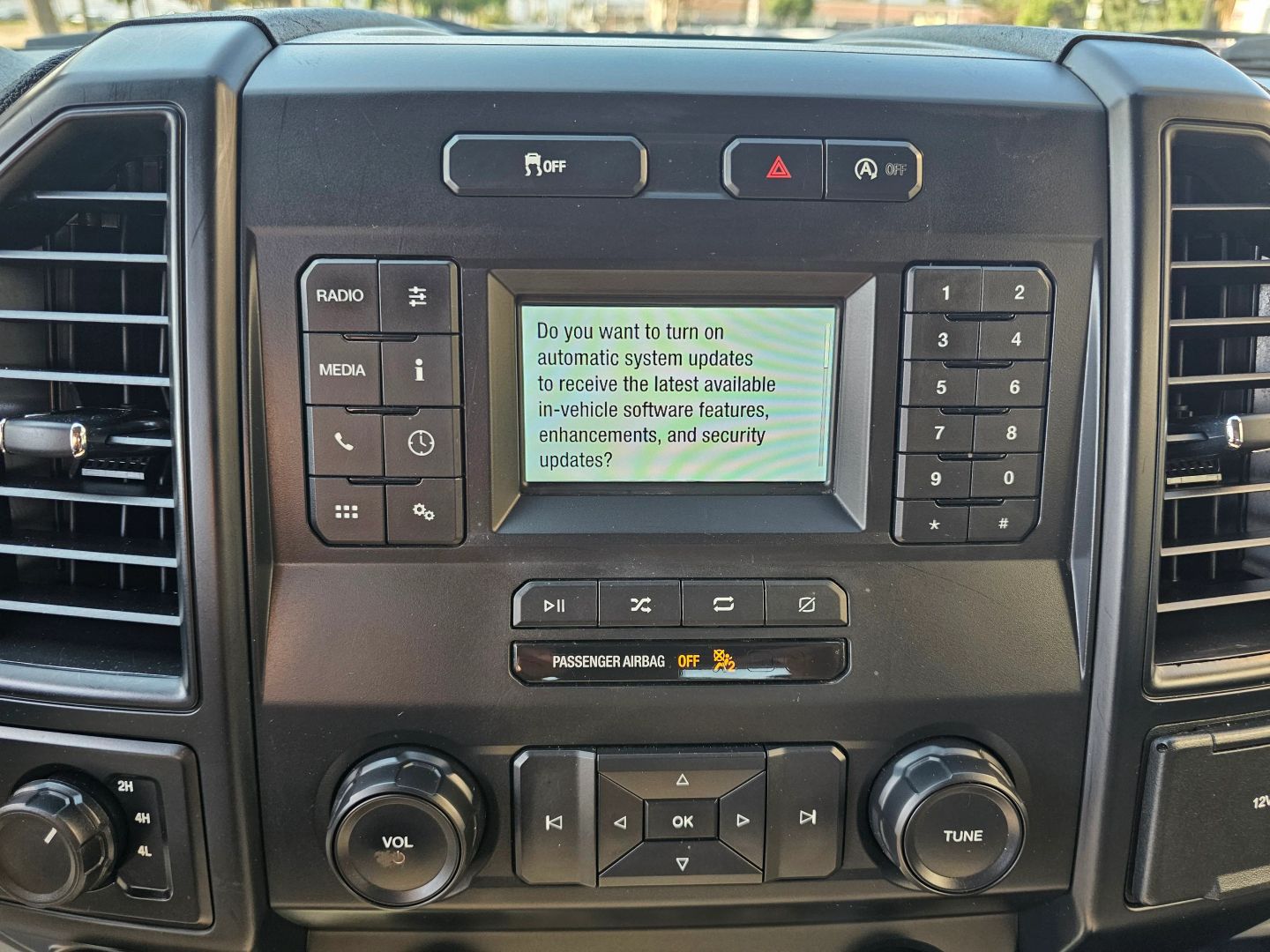 2020 Ford F-150 XL photo 10