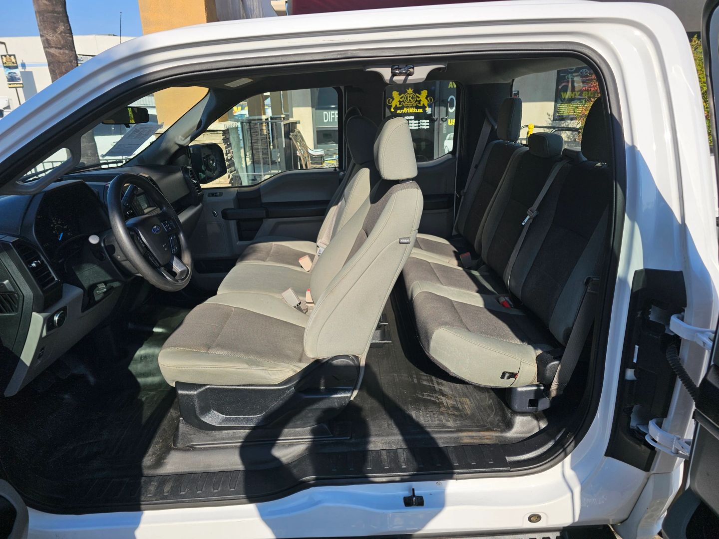 2020 Ford F-150 XL photo 14