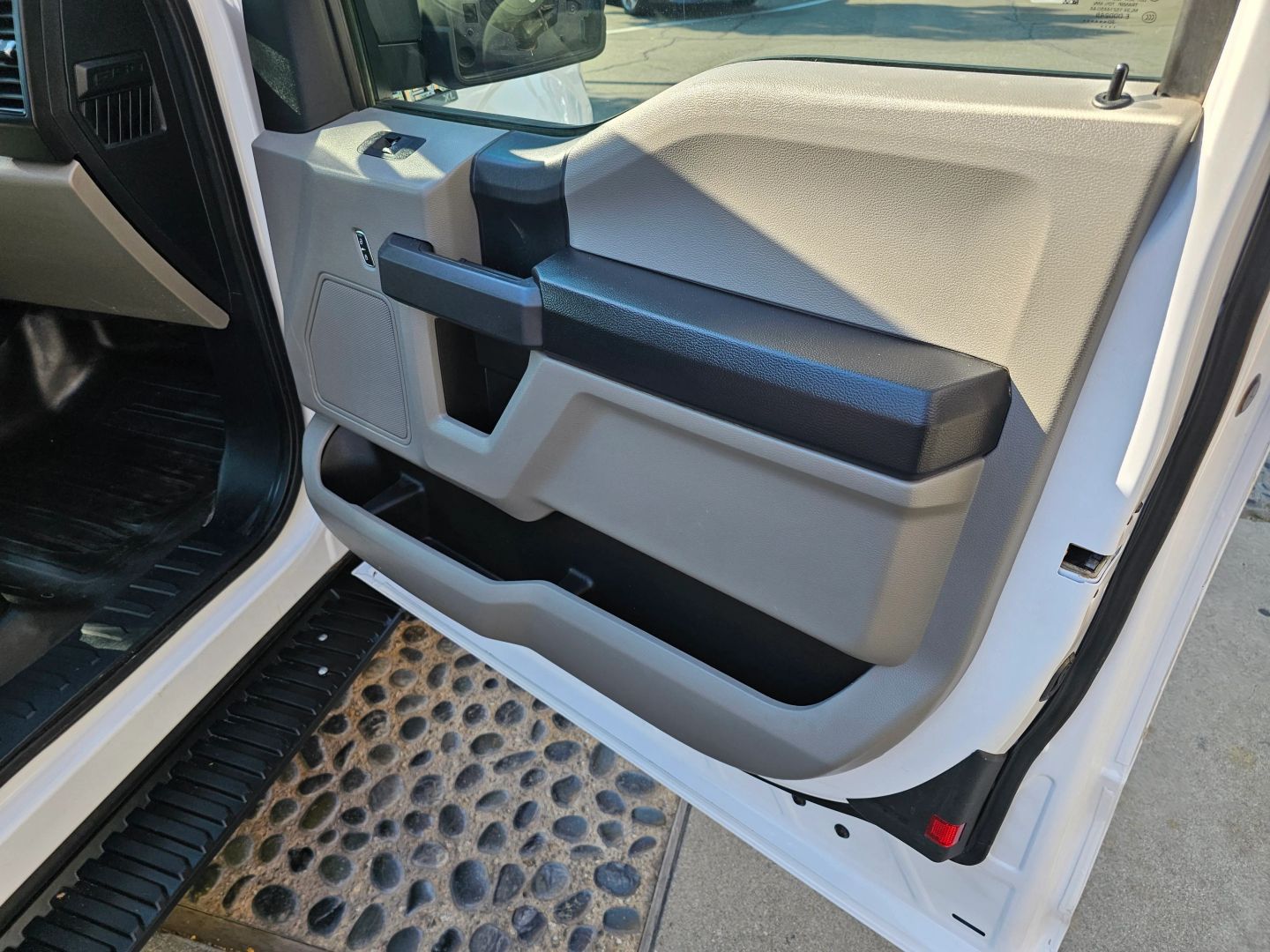 2020 Ford F-150 XL photo 15