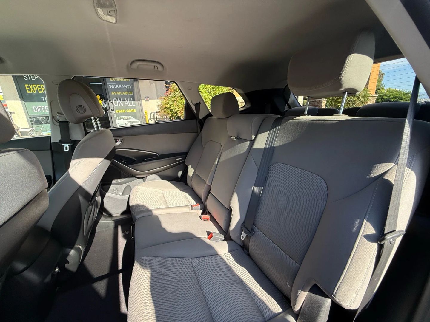 2017 Hyundai Santa Fe SE photo 15
