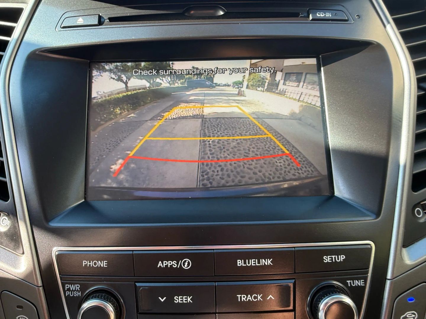 2017 Hyundai Santa Fe SE photo 32