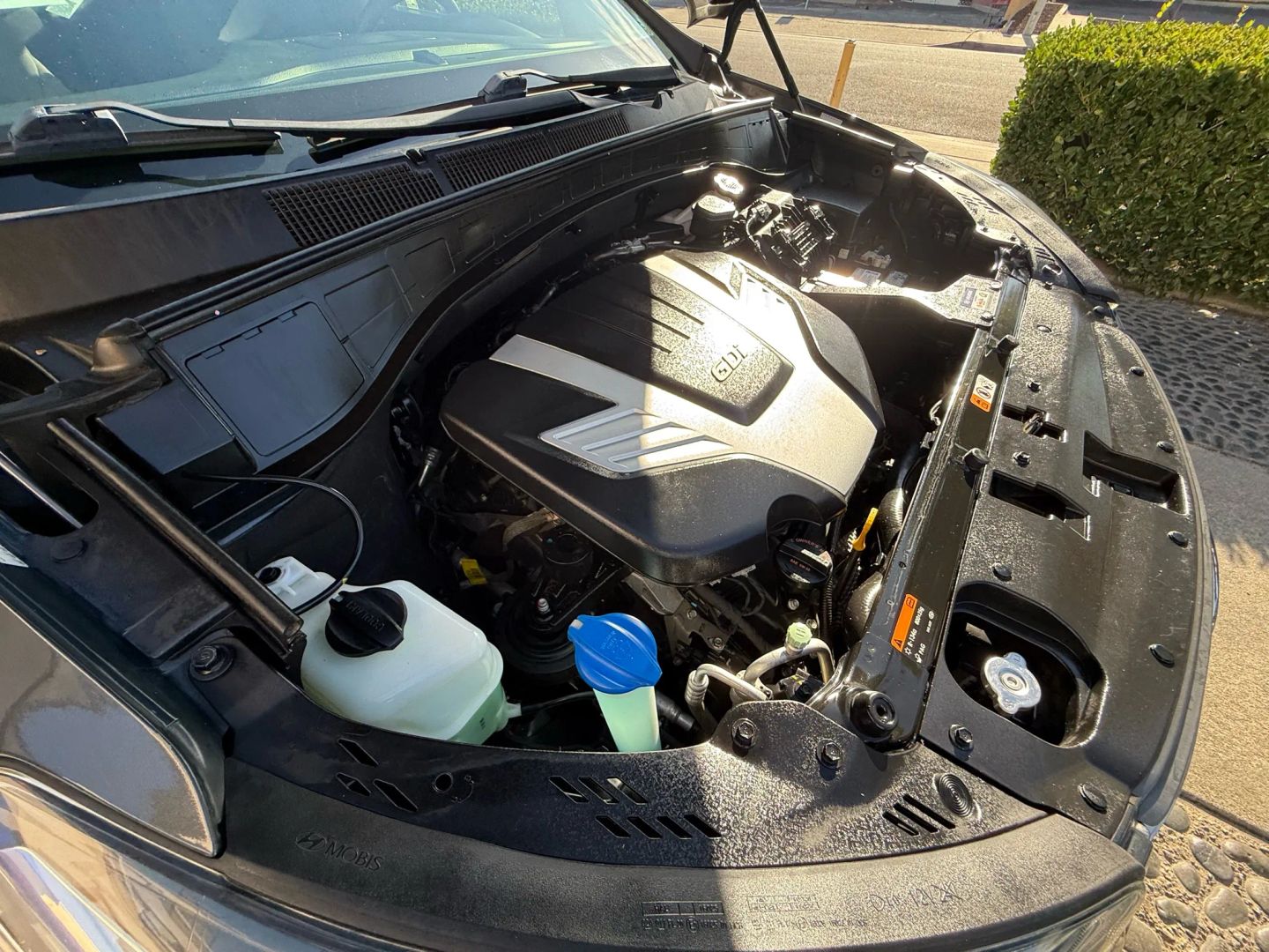 2017 Hyundai Santa Fe SE photo 36