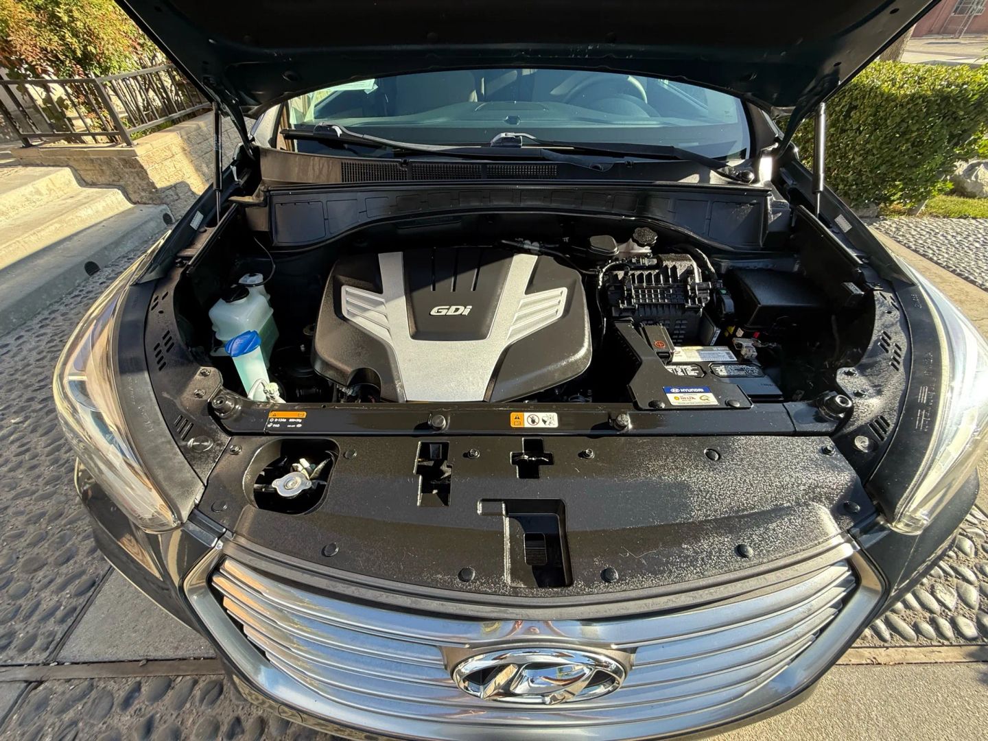 2017 Hyundai Santa Fe SE photo 37