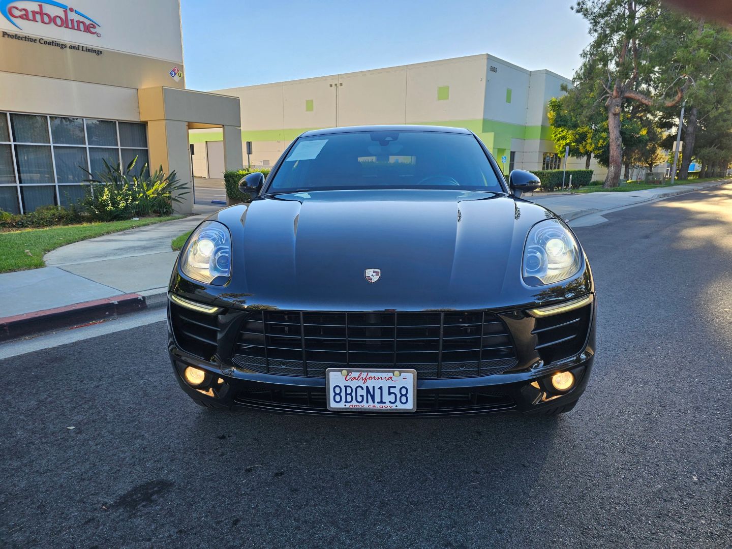 2018 Porsche Macan photo 2