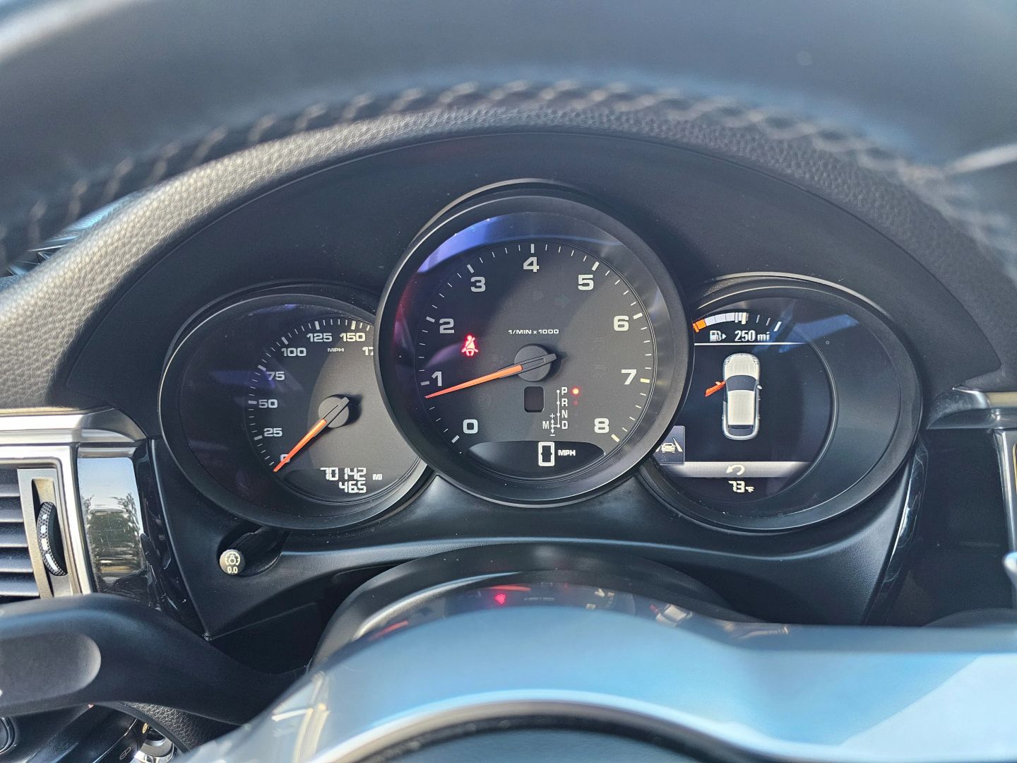 2018 Porsche Macan photo 11